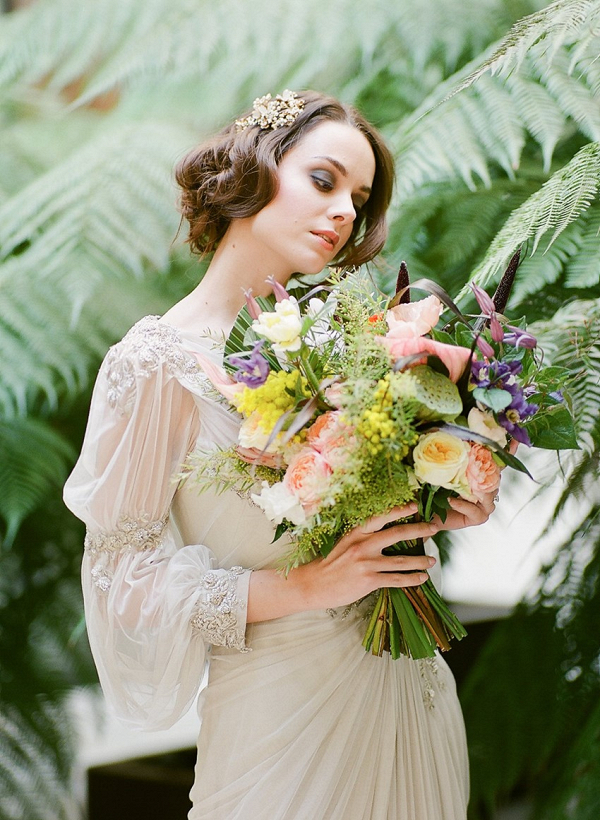 Romantic Vintage Wedding Inspiration in Paris