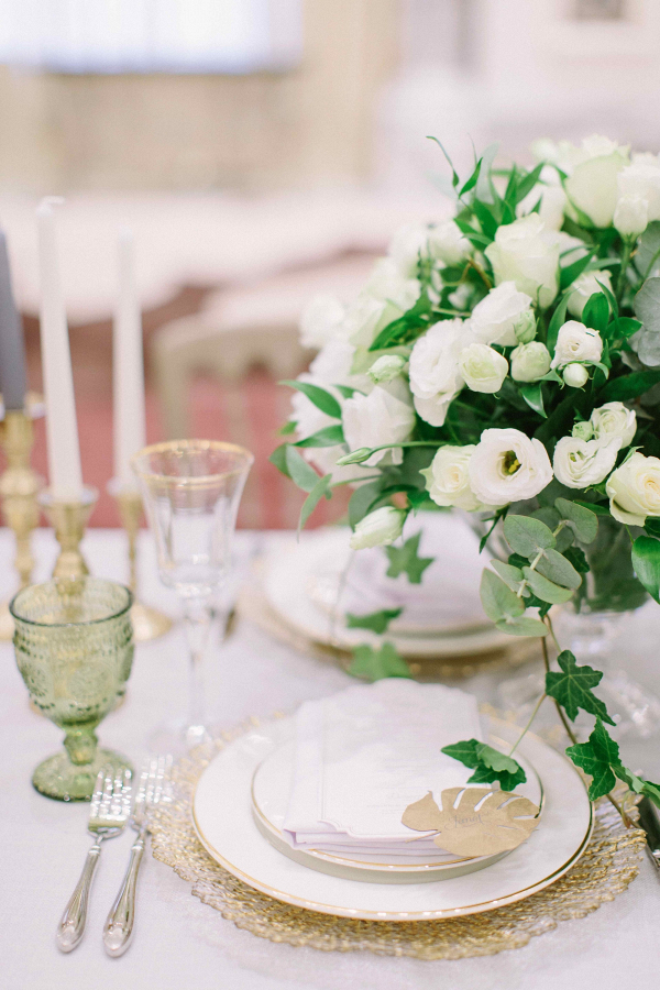 Elegant Gold and Ivory Inspiration