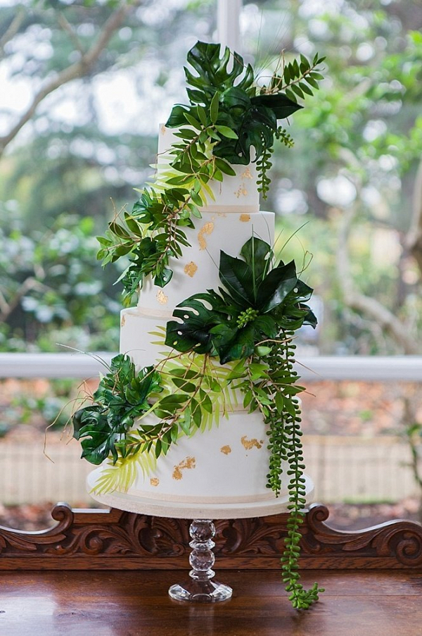 Green and Gold Tropical Wedding Inspiration