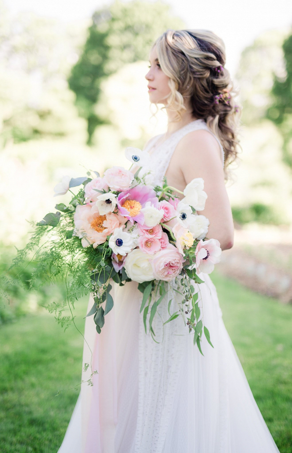 Dreamy Backyard Garden Wedding Inspiration