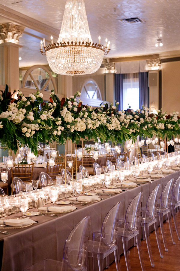 Classic, elegant winter wedding