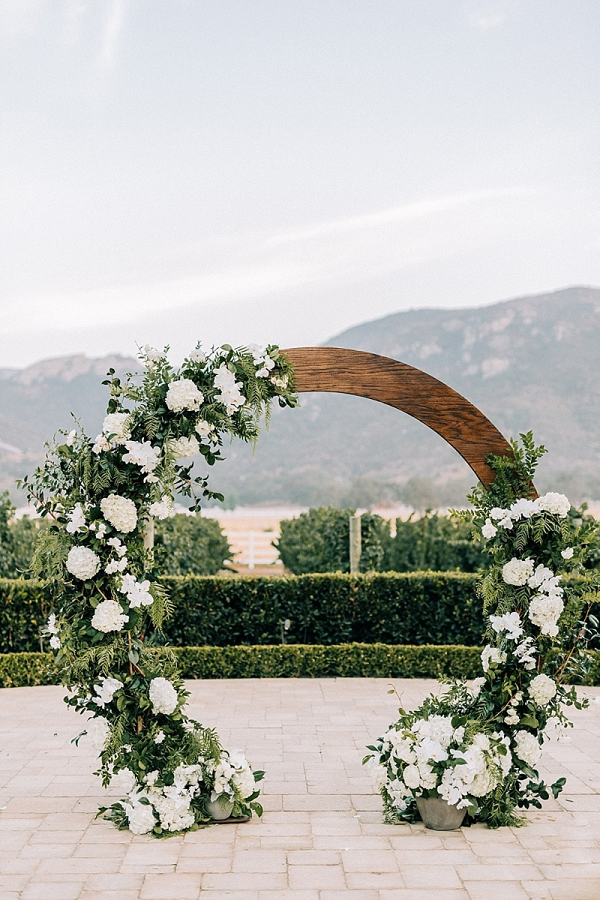 Classic & Elegant Vineyard Wedding