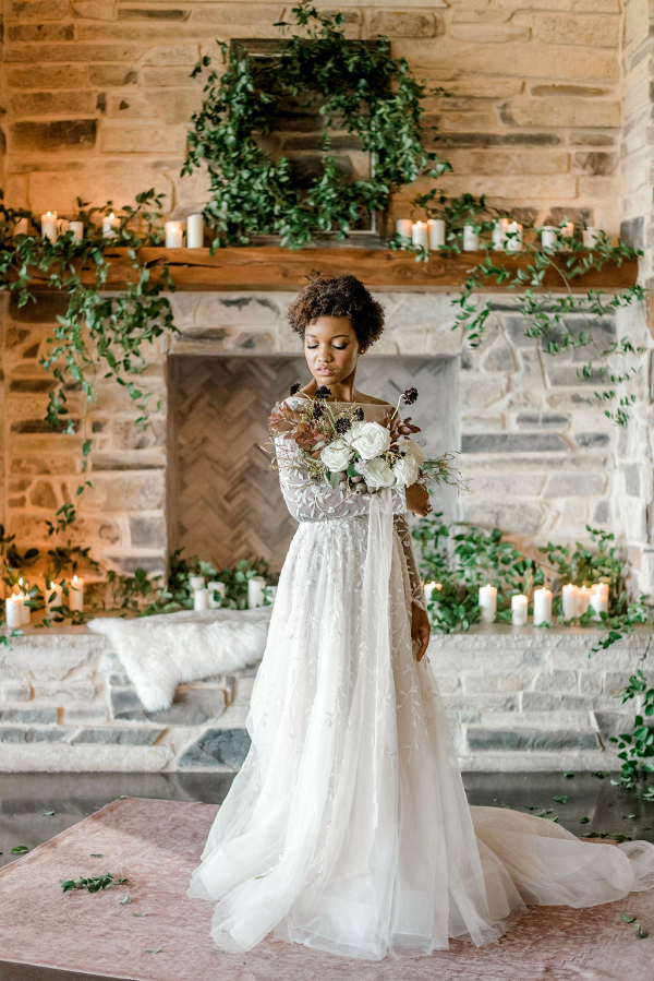 Chic Holiday Inspired Winter Wedding