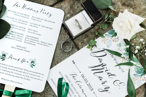 A Classic Green + White Tennessee Wedding