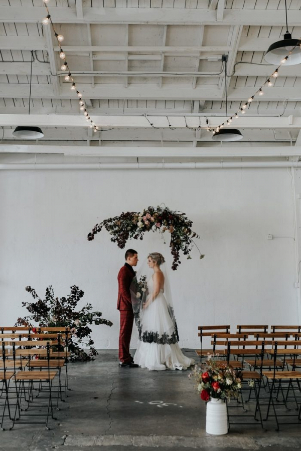 Black, White & Red Minimalist Wedding Inspiration