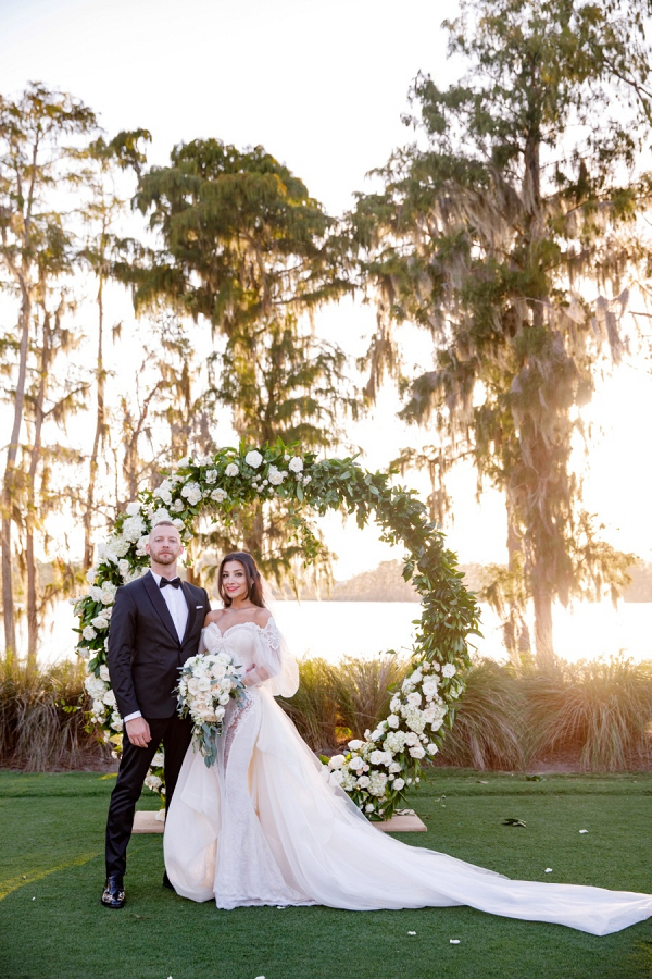 A Glamorous White Orlando Wedding