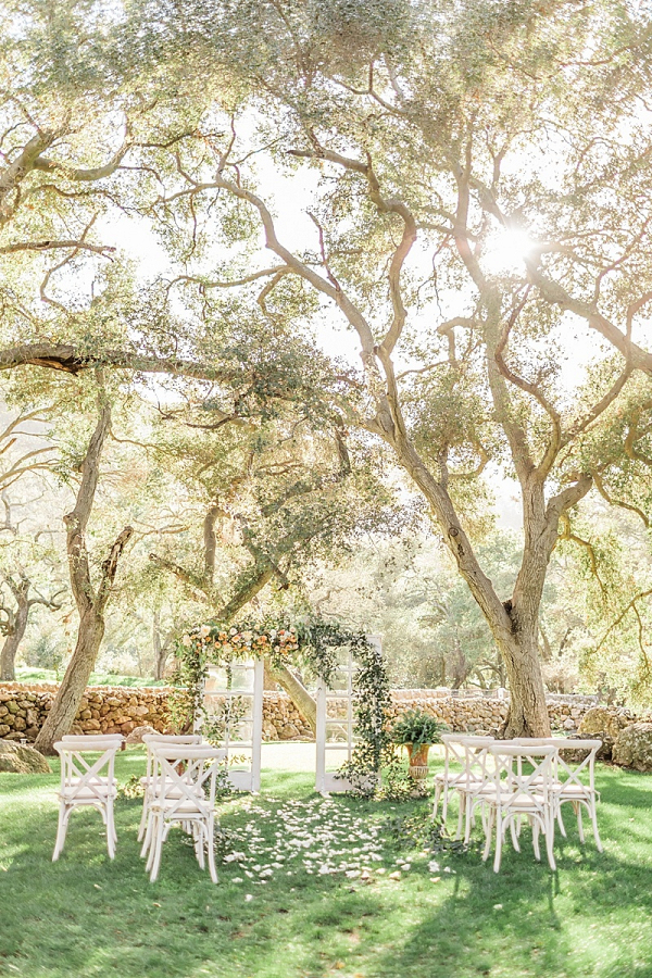 Ethereal English Garden Wedding Shoot