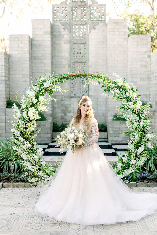 Romantic Greenery Heirloom Wedding Inspiration