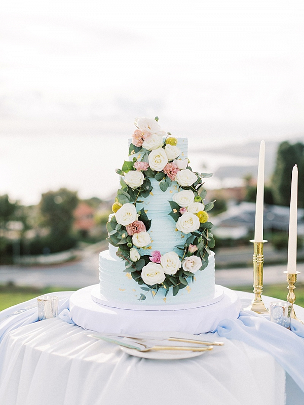 Intimate Oceanside Elopement Styled Shoot