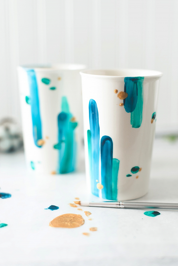 DIY Bridesmaid Travel Mug Gifts