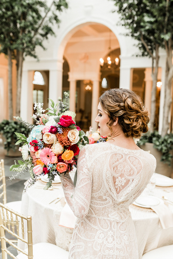 Bold & Baroque: A Gold Inspired Wedding shoot