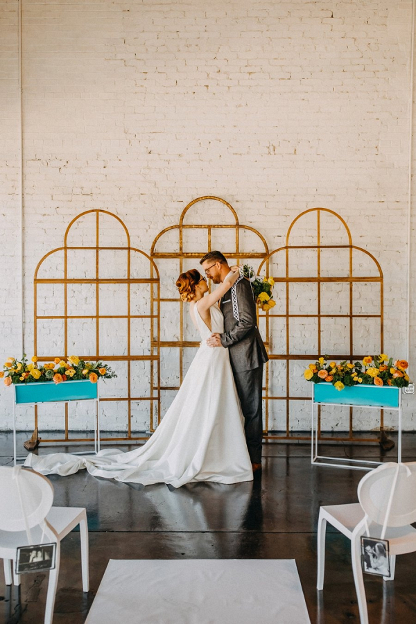 Mid-Century Teal & Orange Wedding Ideas