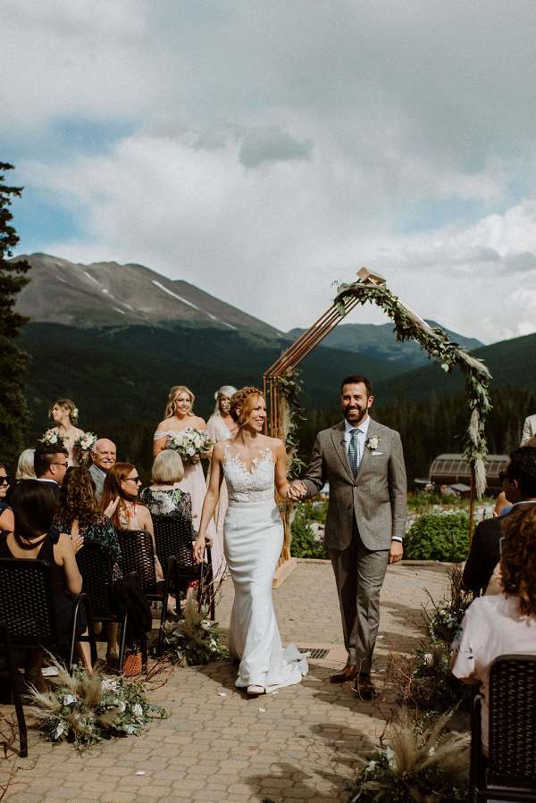 Modern Mountain Wedding