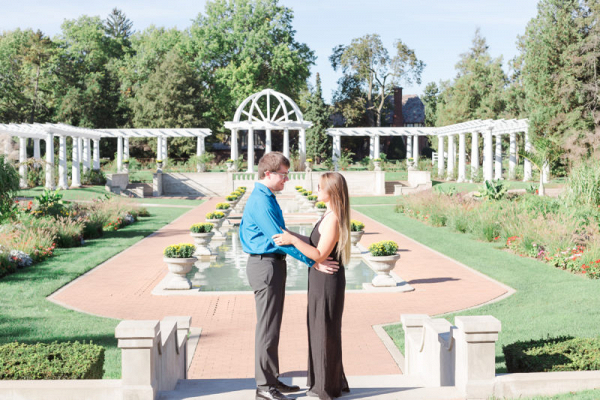 Cheerful Outdoor Fall Engagement Session