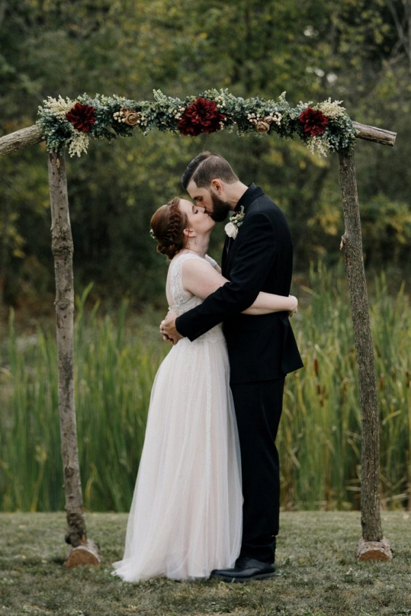 Rustic Country Barn Wedding