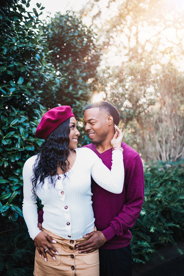 Stylish Dallas Arboretum Engagement Session