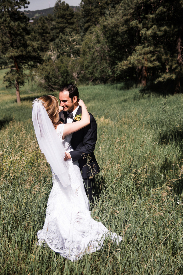 Heartfelt Outdoor Colorado Wedding with Sunflowers