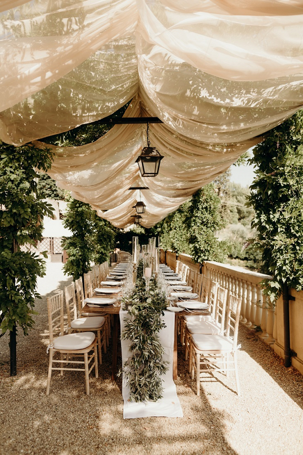 Intimate destination wedding in Tuscany, Italy