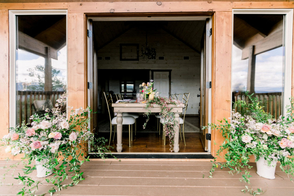 Colorful Summertime Elopement Inspiration