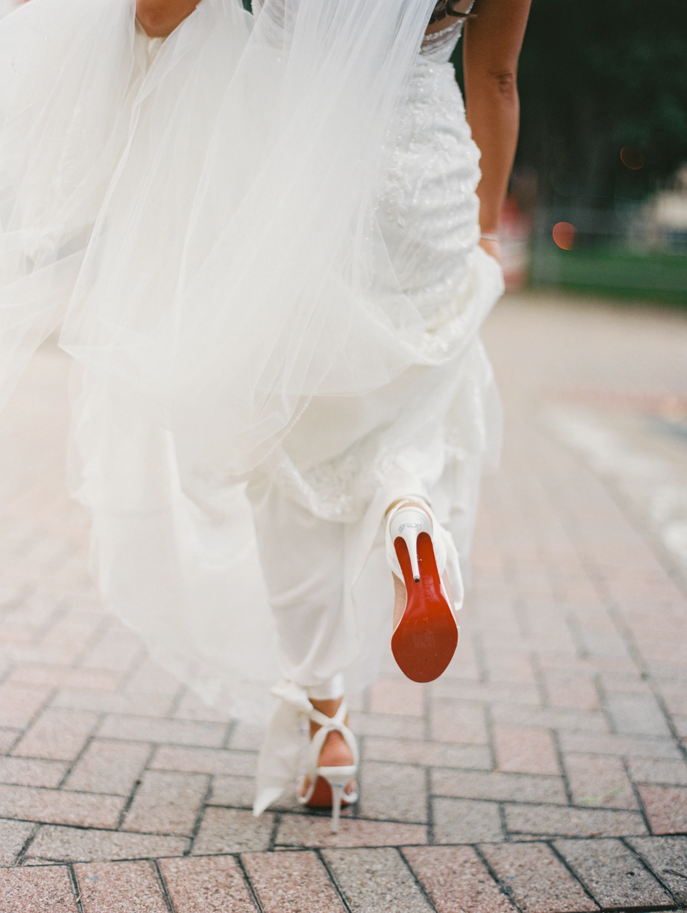 publication25 From Jamaica to Louisiana: How This Couple's Love Story Shaped Every Detail of Their Wedding Day | Aisle Society