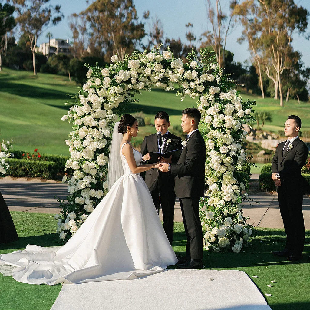 Black Tie on the Fairway – A Classic Black and White Day at Marbella